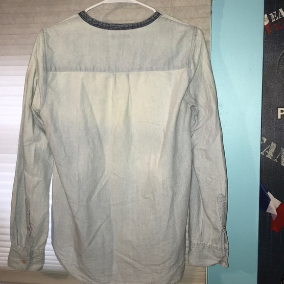 Jean button down - Picture 2 of 4